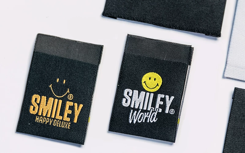 smiley woven labels